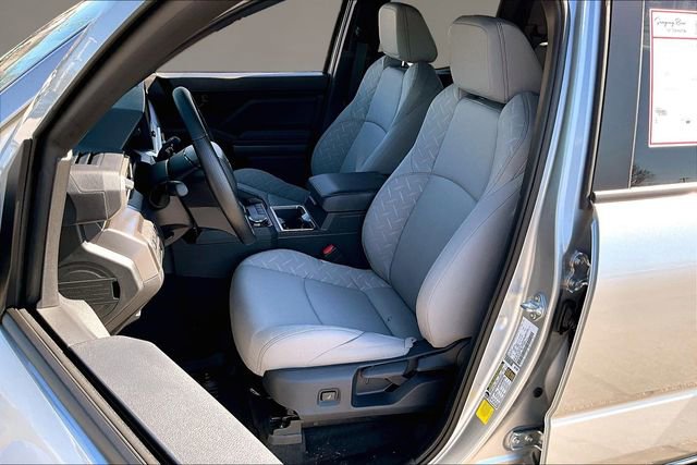 Used 2026 Toyota Tacoma SR5 image 18
