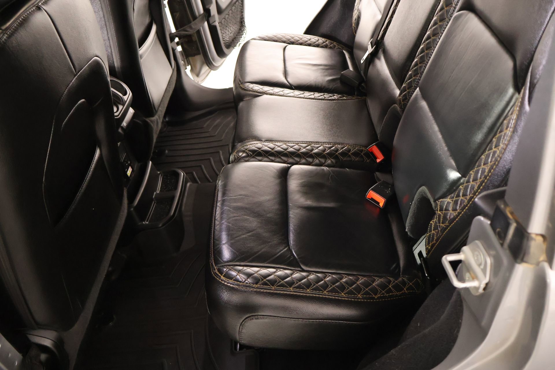 Used 2021 Jeep Wrangler Unlimited Sahara AWD/4WD image 13