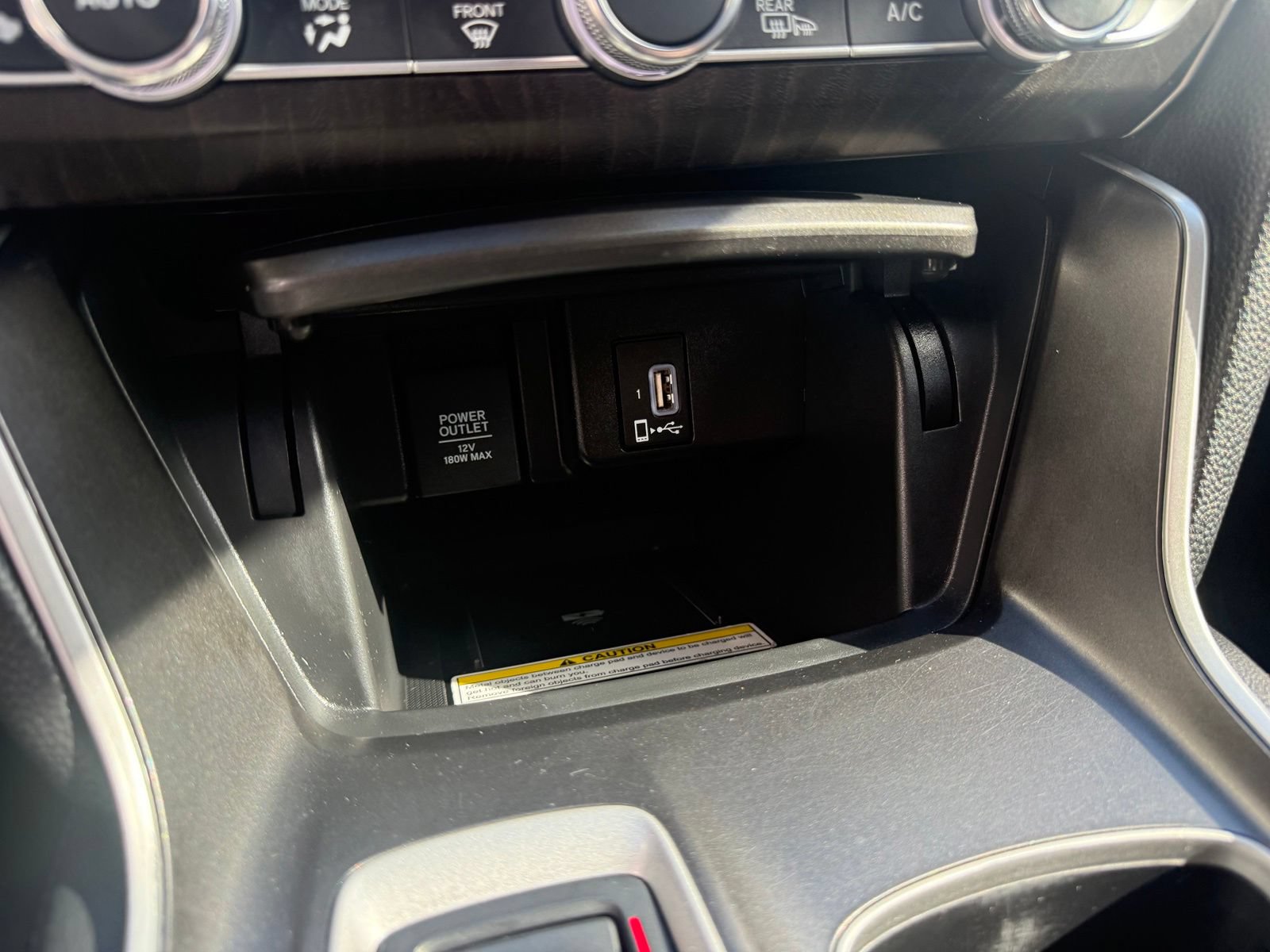 Used 2019 Honda Accord Touring image 15