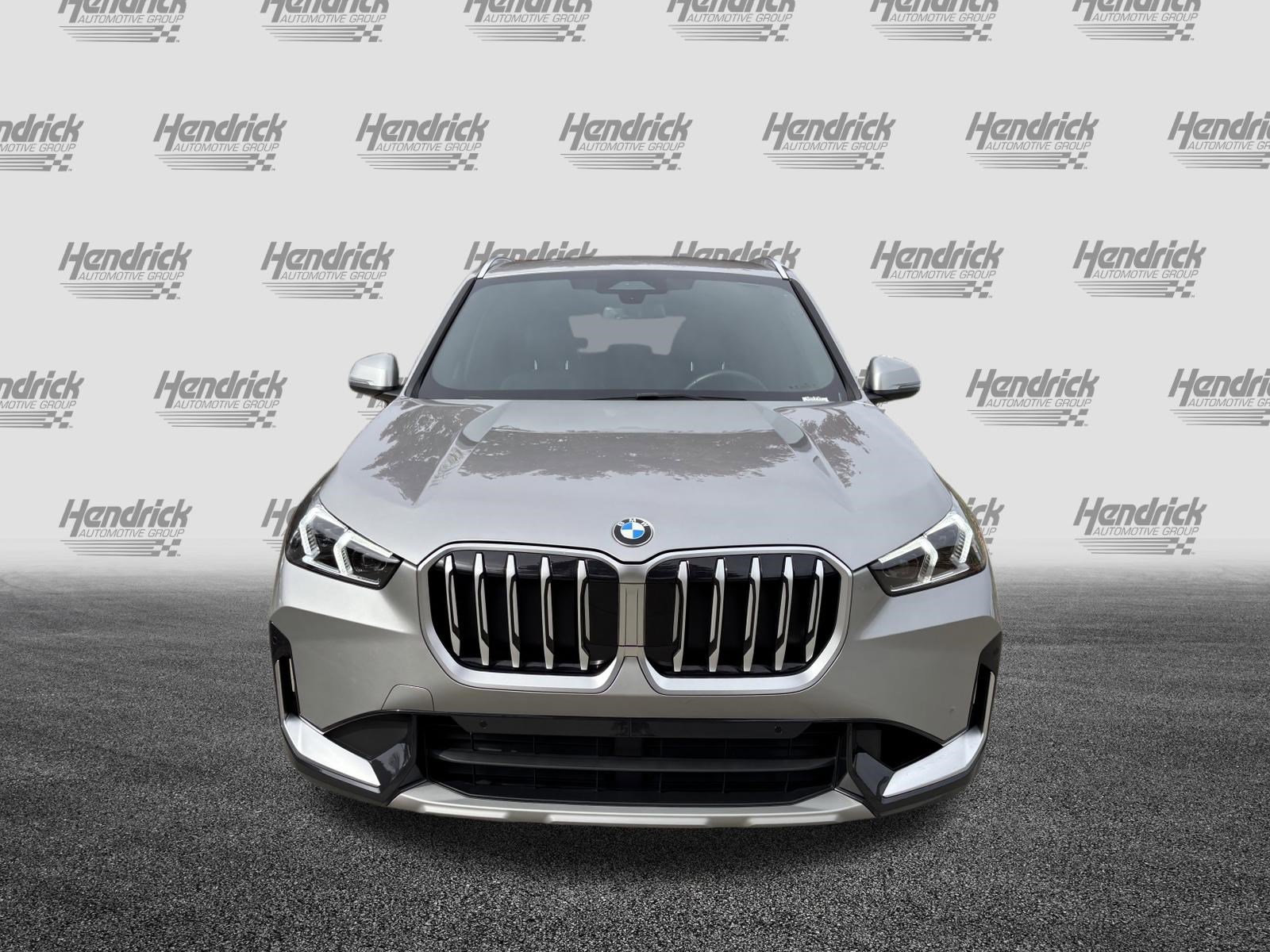 Certified 2025 BMW X1 xDrive28i w/ Convenience Package image 3