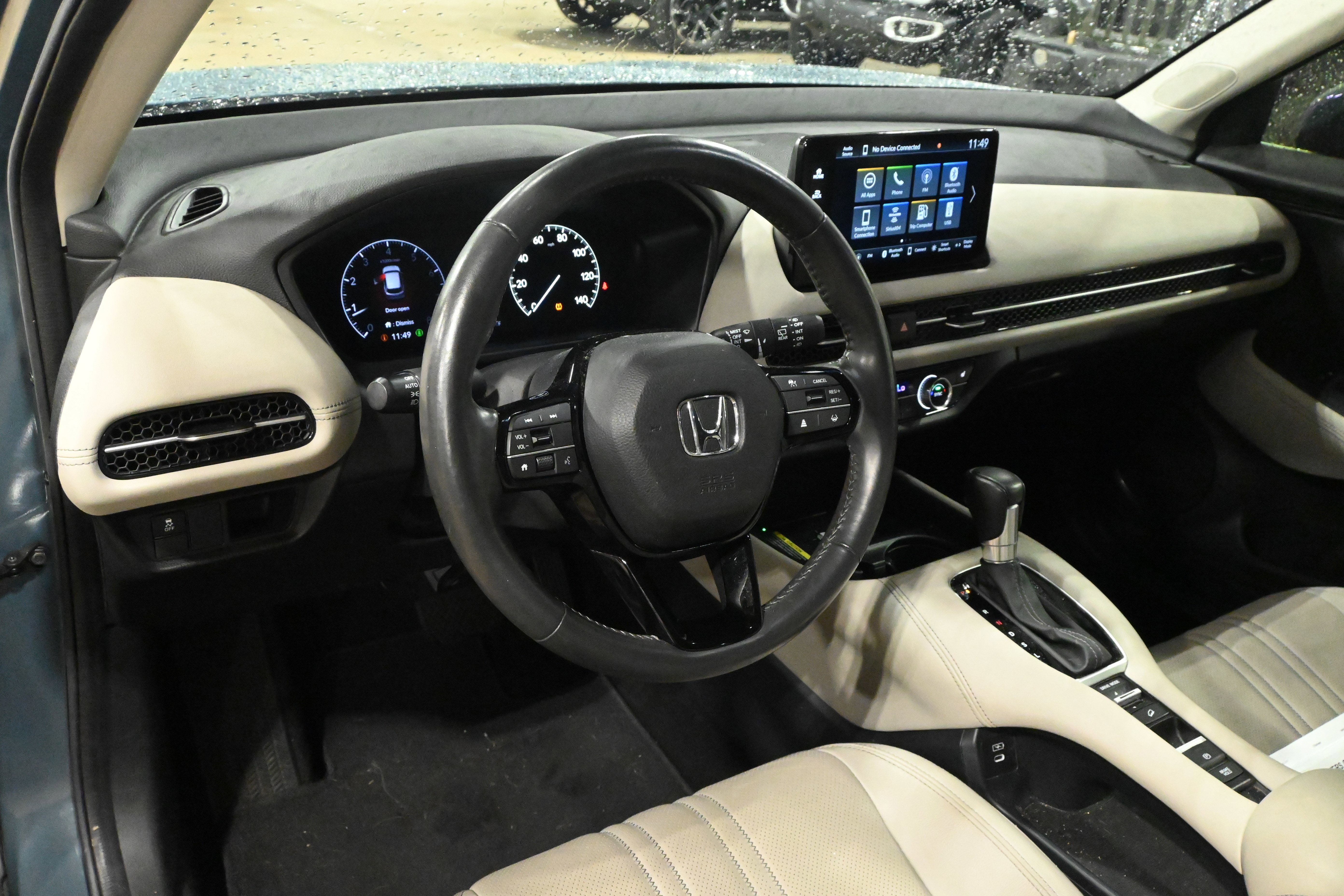 Used 2024 Honda HR-V EX-L image 11