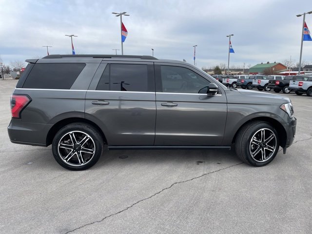 Used 2021 Ford Expedition Limited image 14