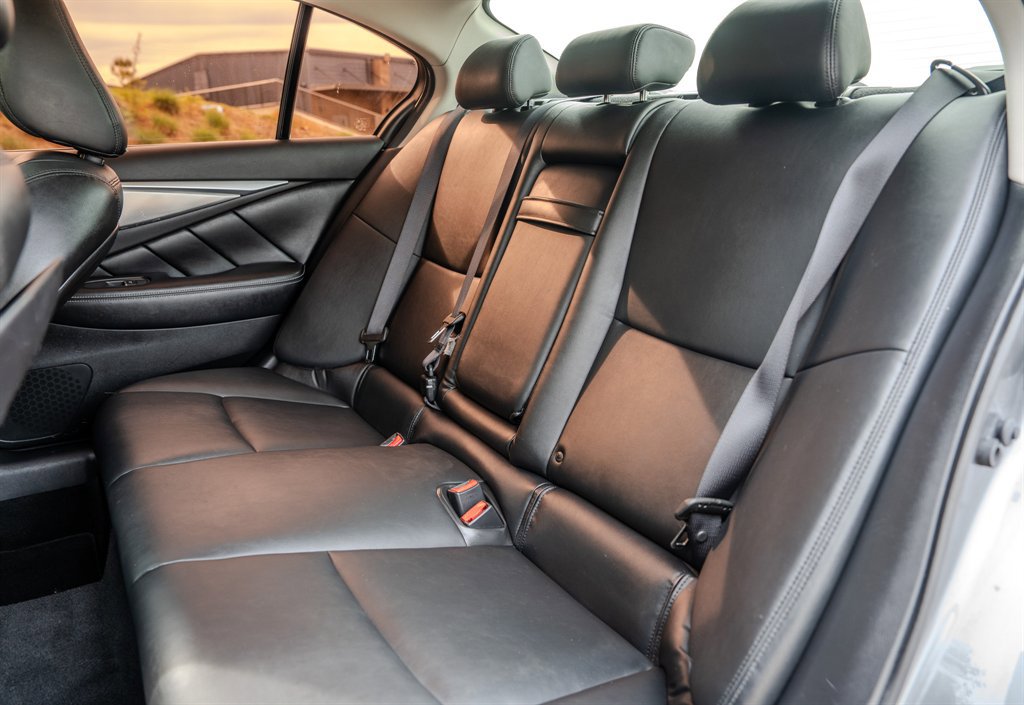 Used 2015 INFINITI Q50 Premium w/ Navigation Package AWD/4WD image 29