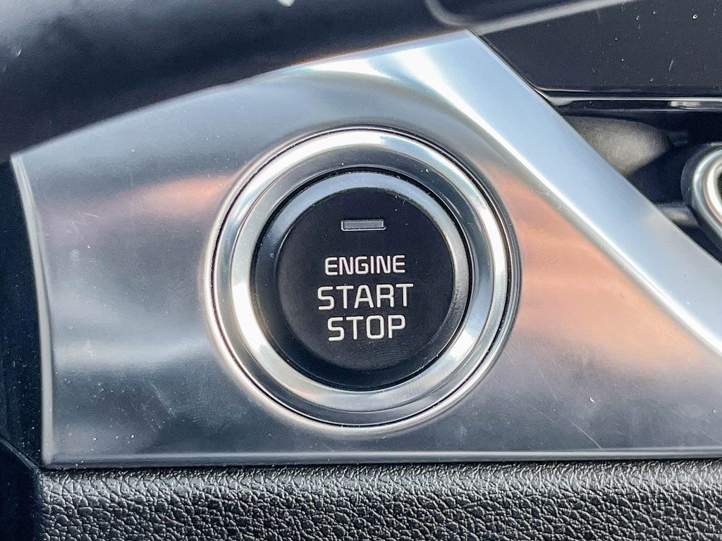 Used 2022 Kia Niro EX Premium image 37