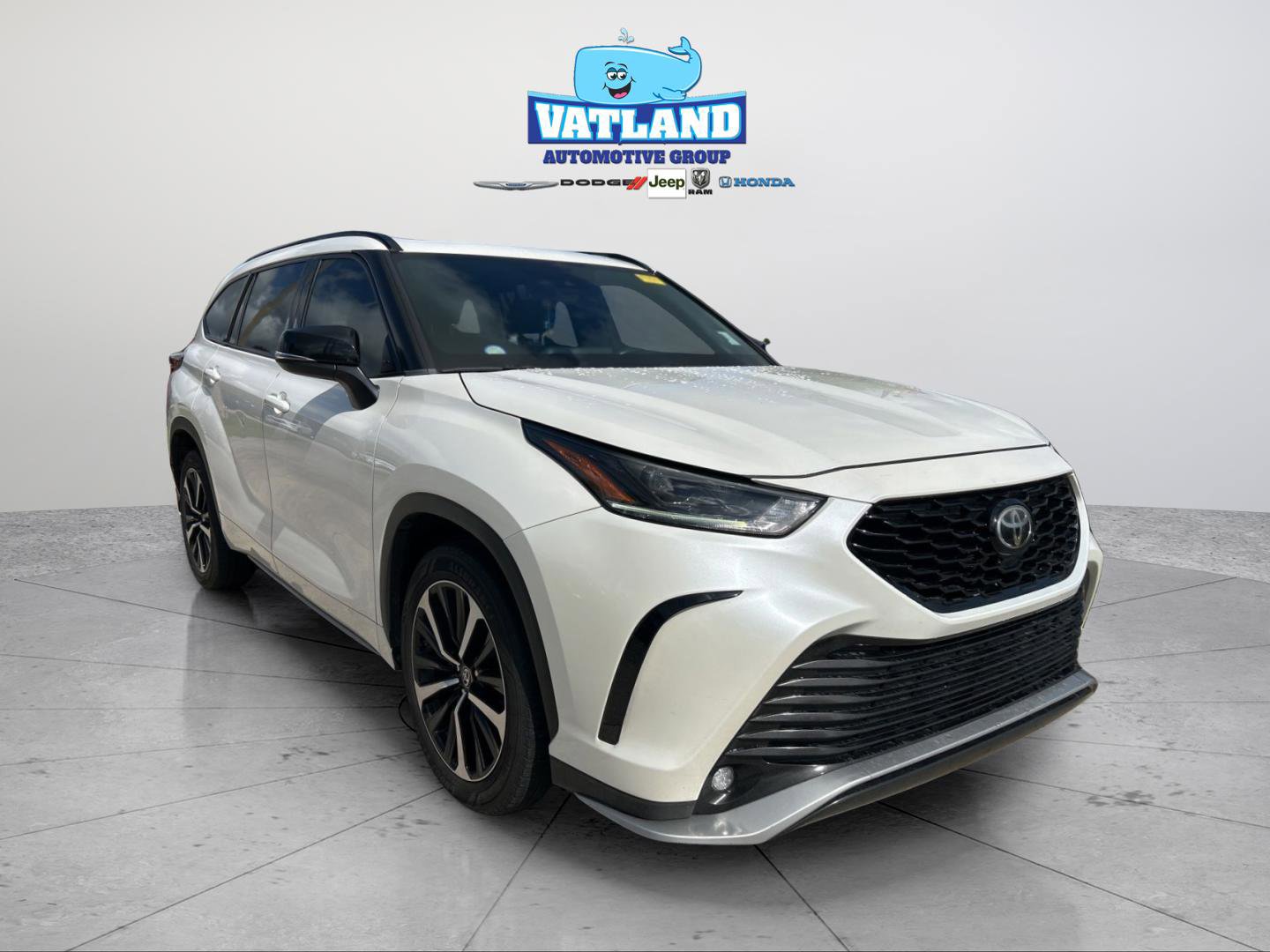 Used 2021 Toyota Highlander XSE image 7