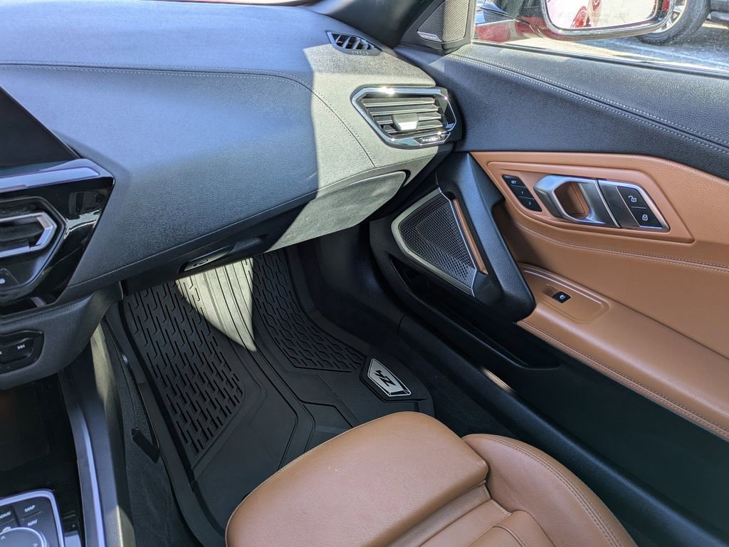 Used 2024 BMW Z4 sDrive30i w/ Premium Package image 15