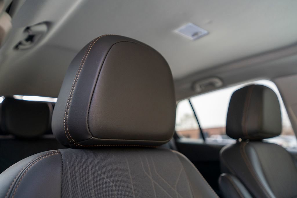 Certified 2021 Chevrolet Trax LT w/ Driver Confidence Package image 17