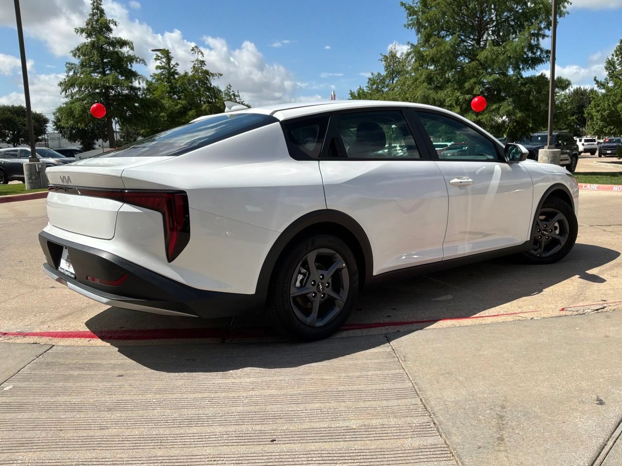 Used 2025 Kia K4 FWD image 6