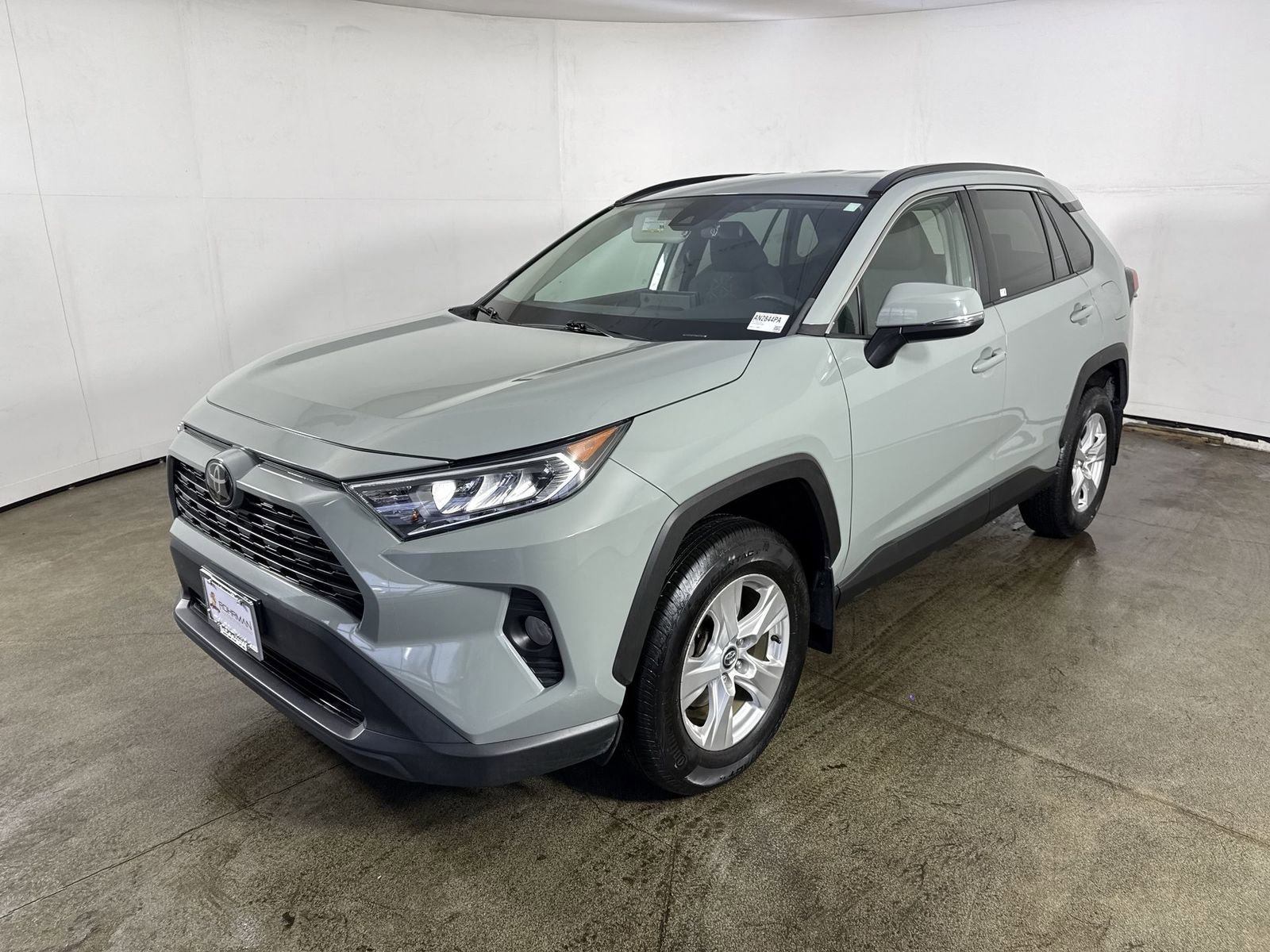 Used 2021 Toyota RAV4 XLE AWD/4WD image 22