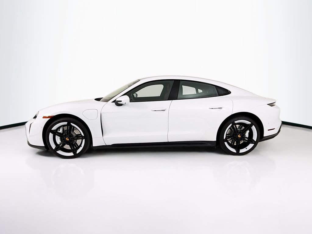 Certified 2022 Porsche Taycan GTS AWD/4WD image 2