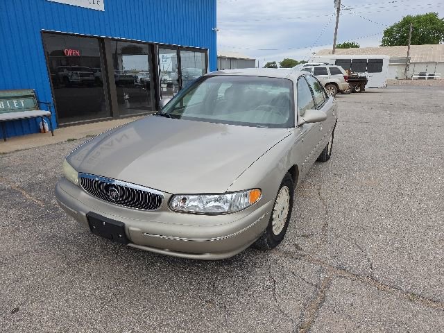 Used 2002 Buick Century Custom w/ Custom Premium Pkg FWD image 2