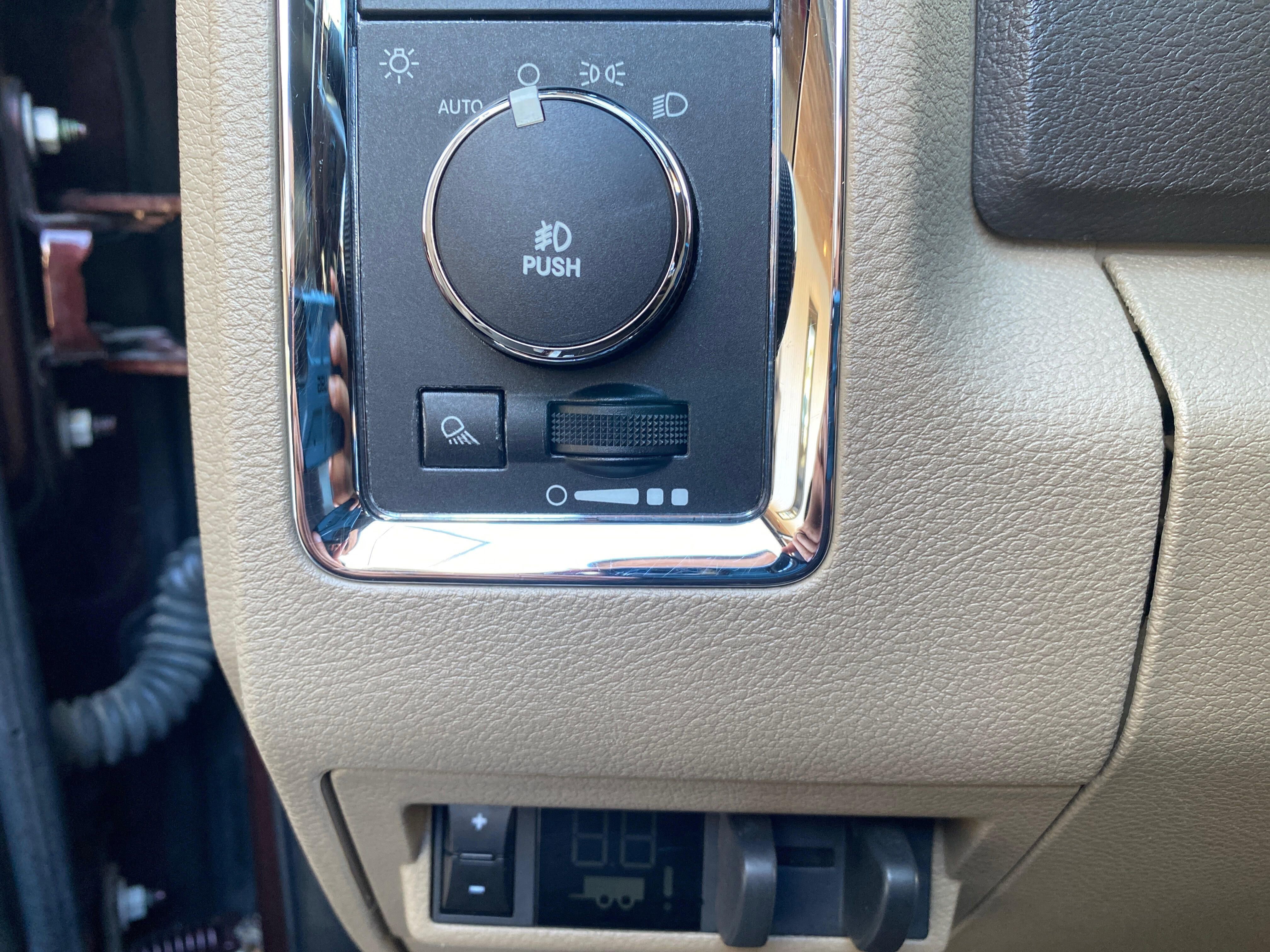 Used 2012 RAM 3500 Laramie Longhorn w/ Cold Weather Group image 24