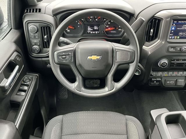 Used 2025 Chevrolet Silverado 1500 Custom w/ Turbomax Blackout Package image 17