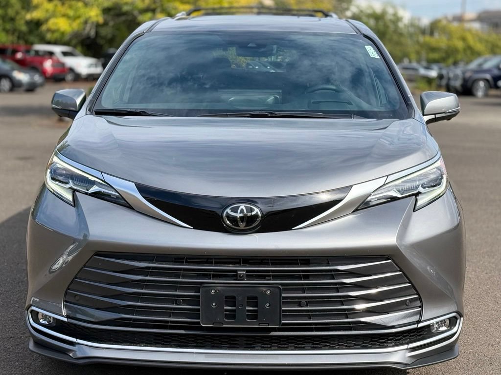 Certified 2026 Toyota Sienna Platinum AWD/4WD image 8