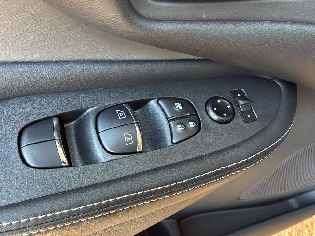 Used 2024 Nissan Murano SL image 30