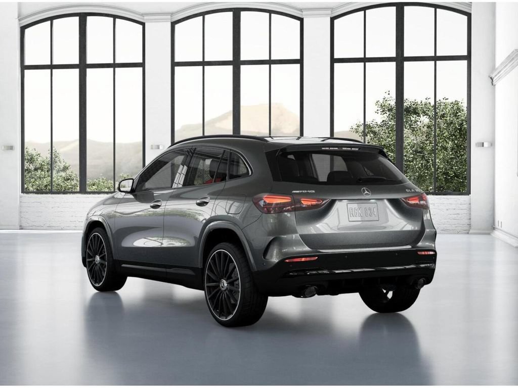 Certified 2024 Mercedes-Benz GLA 35 AMG 4MATIC image 28