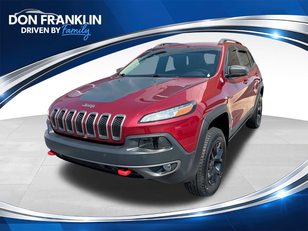 Used 2017 Jeep Cherokee Trailhawk AWD/4WD image 1