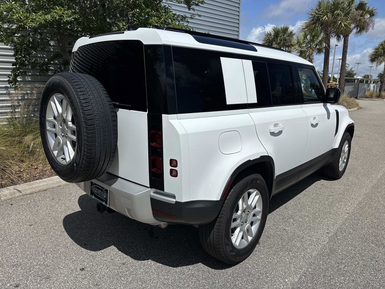 Certified 2025 Land Rover Defender 110 S AWD/4WD image 6