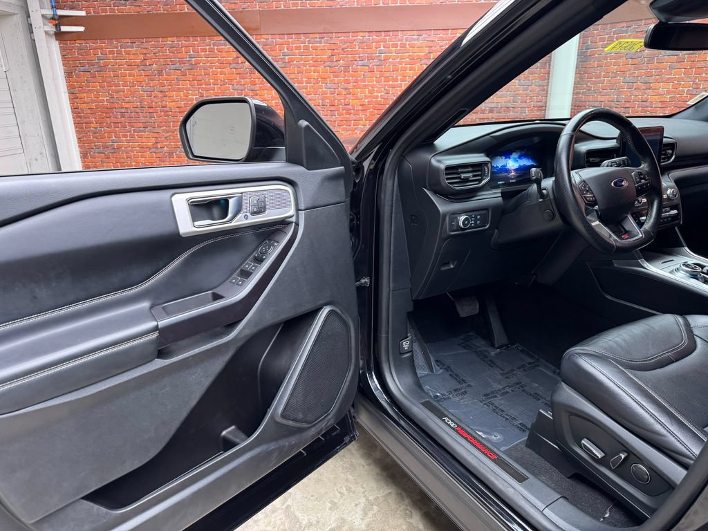 Used 2020 Ford Explorer ST AWD/4WD image 9