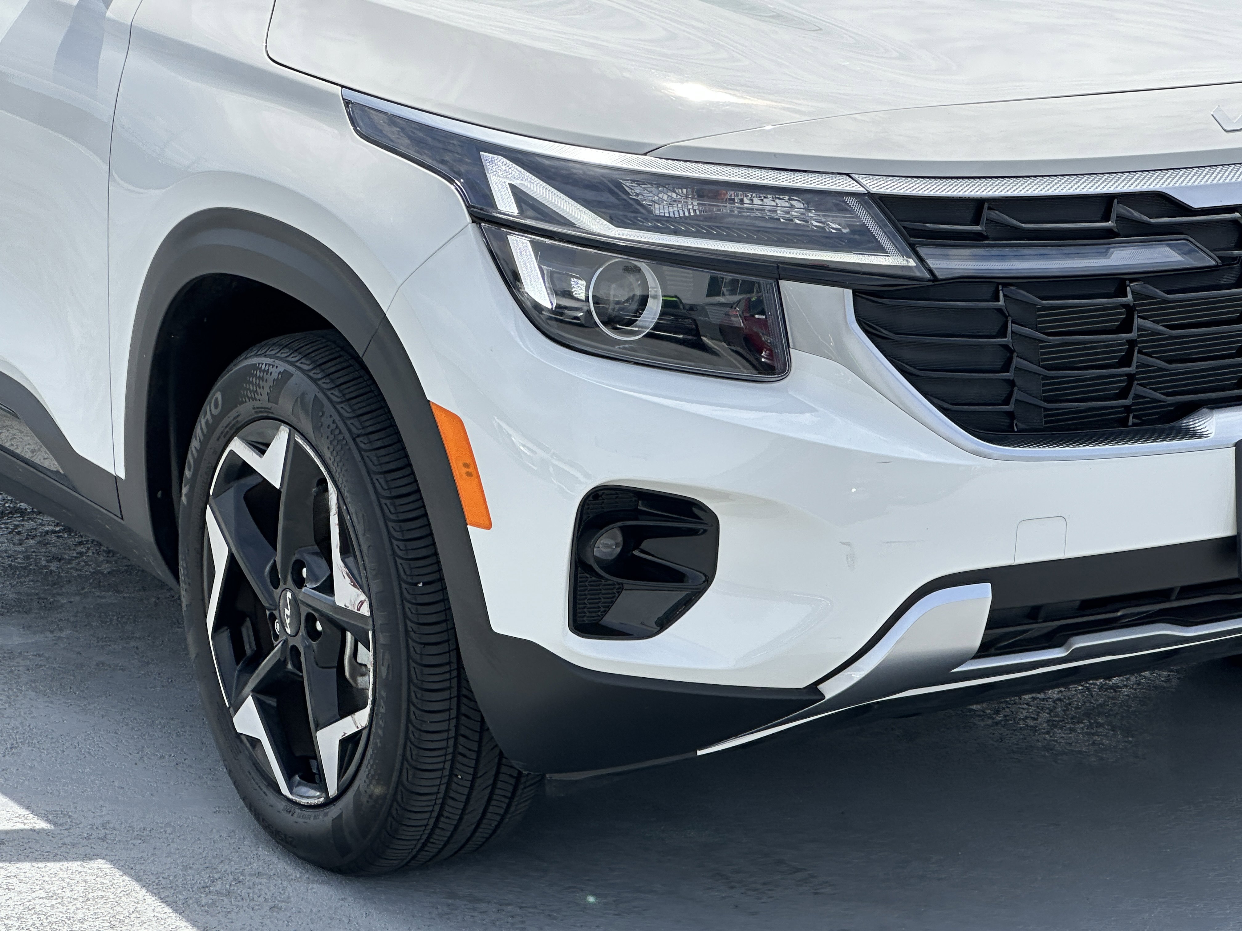 Certified 2025 Kia Seltos S image 14