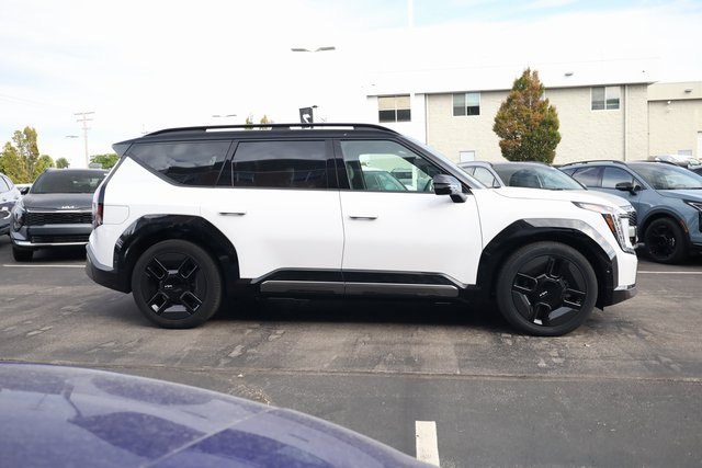 New 2026 Kia EV9 GT-Line image 4
