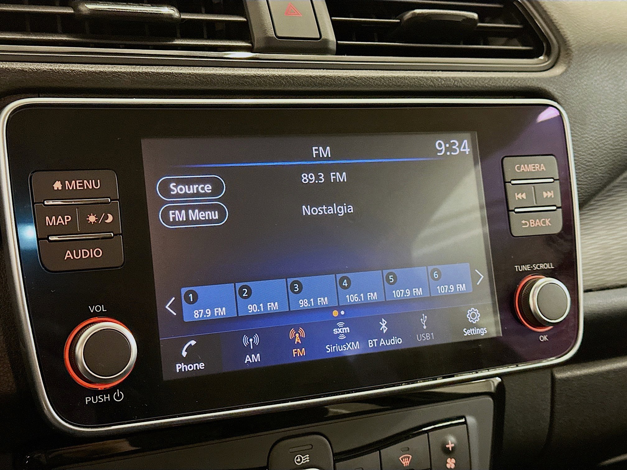 Used 2025 Nissan Leaf SV Plus FWD image 21