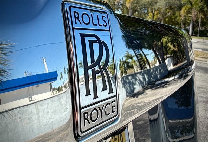 Used 2018 Rolls-Royce Phantom Sedan RWD image 8