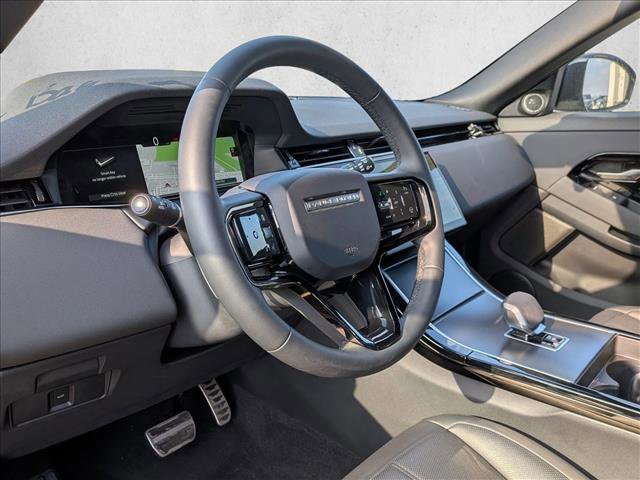 Used 2024 Land Rover Range Rover Evoque Dynamic SE image 8