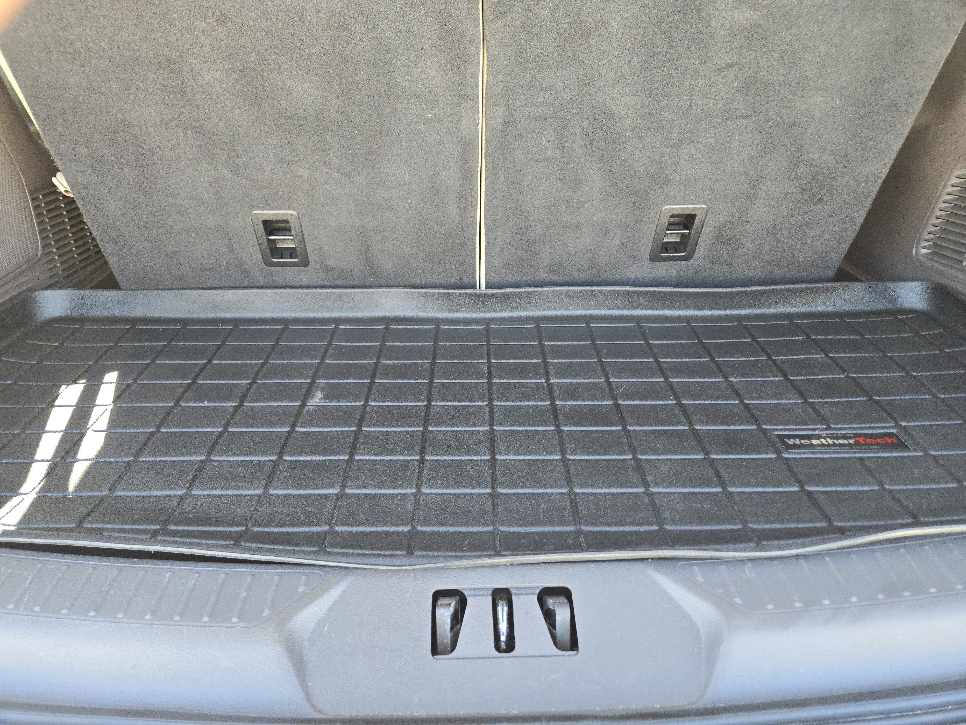 Certified 2023 Ford Explorer Platinum w/ Technology Package AWD/4WD image 33