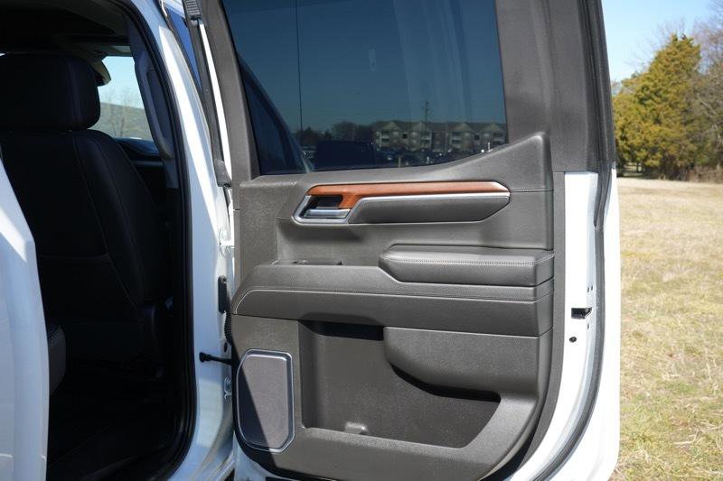 Used 2023 GMC Sierra 1500 Denali w/ Denali Reserve Package image 32