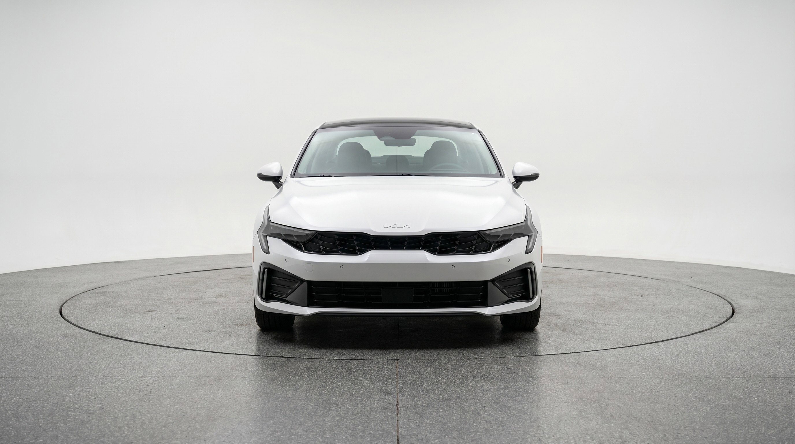 Used 2025 Kia K5 LXS image 2