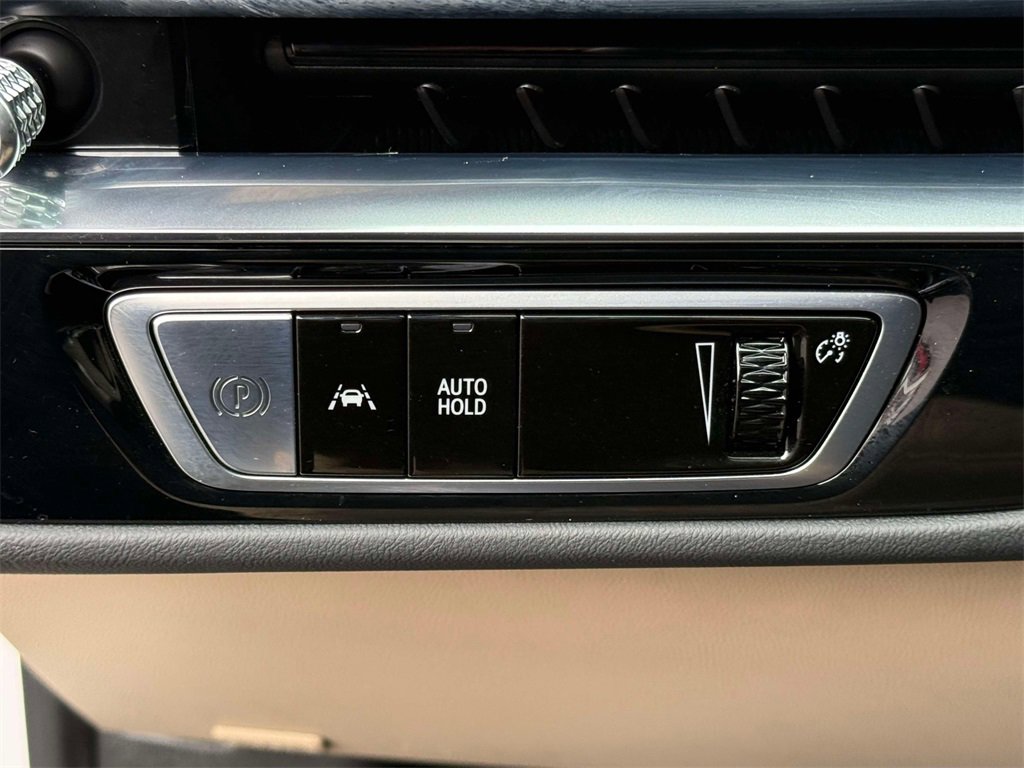 Certified 2024 Cadillac Lyriq Luxury w/ Nappa Leather Package image 30