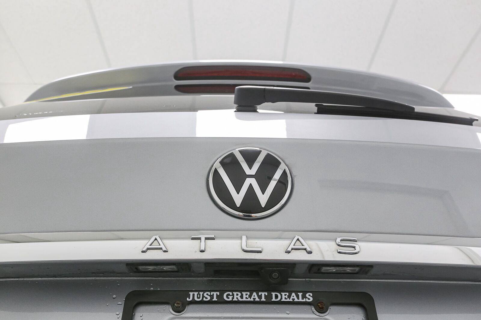 Certified 2022 Volkswagen Atlas SE AWD/4WD image 14