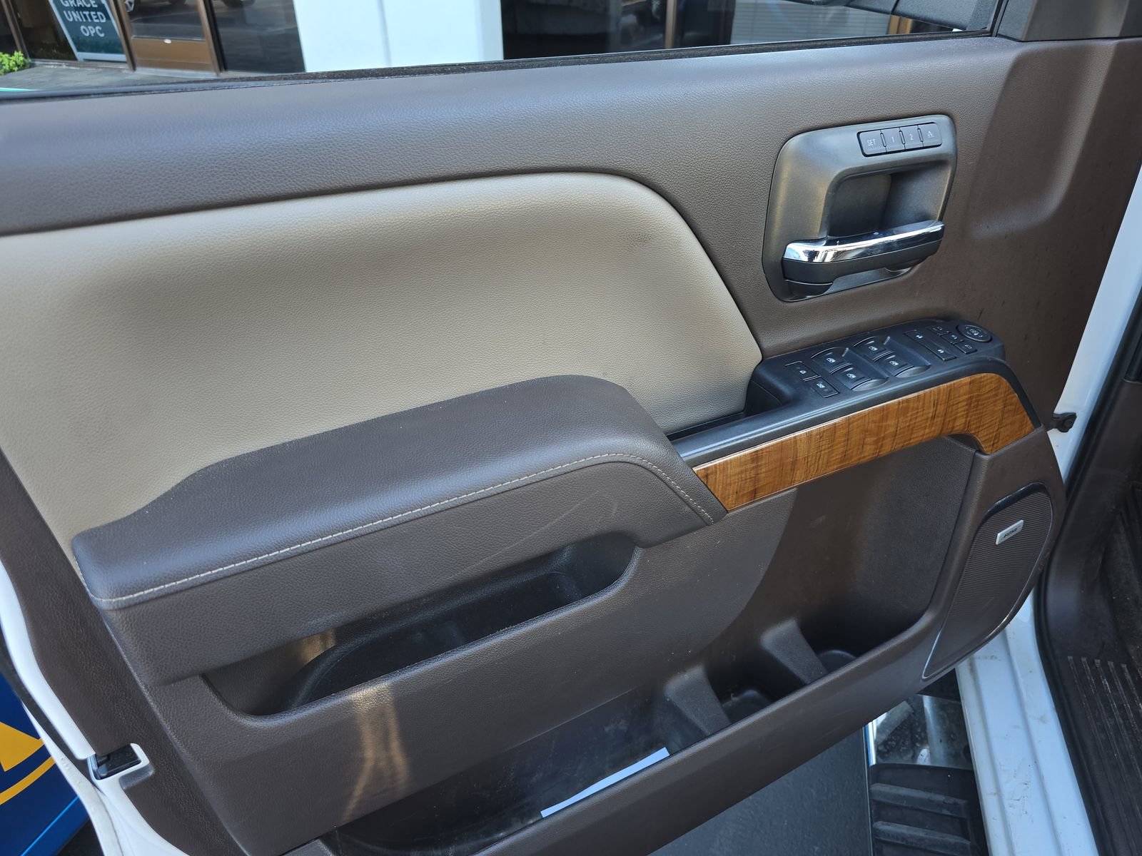 Used 2017 GMC Sierra 1500 SLT image 9