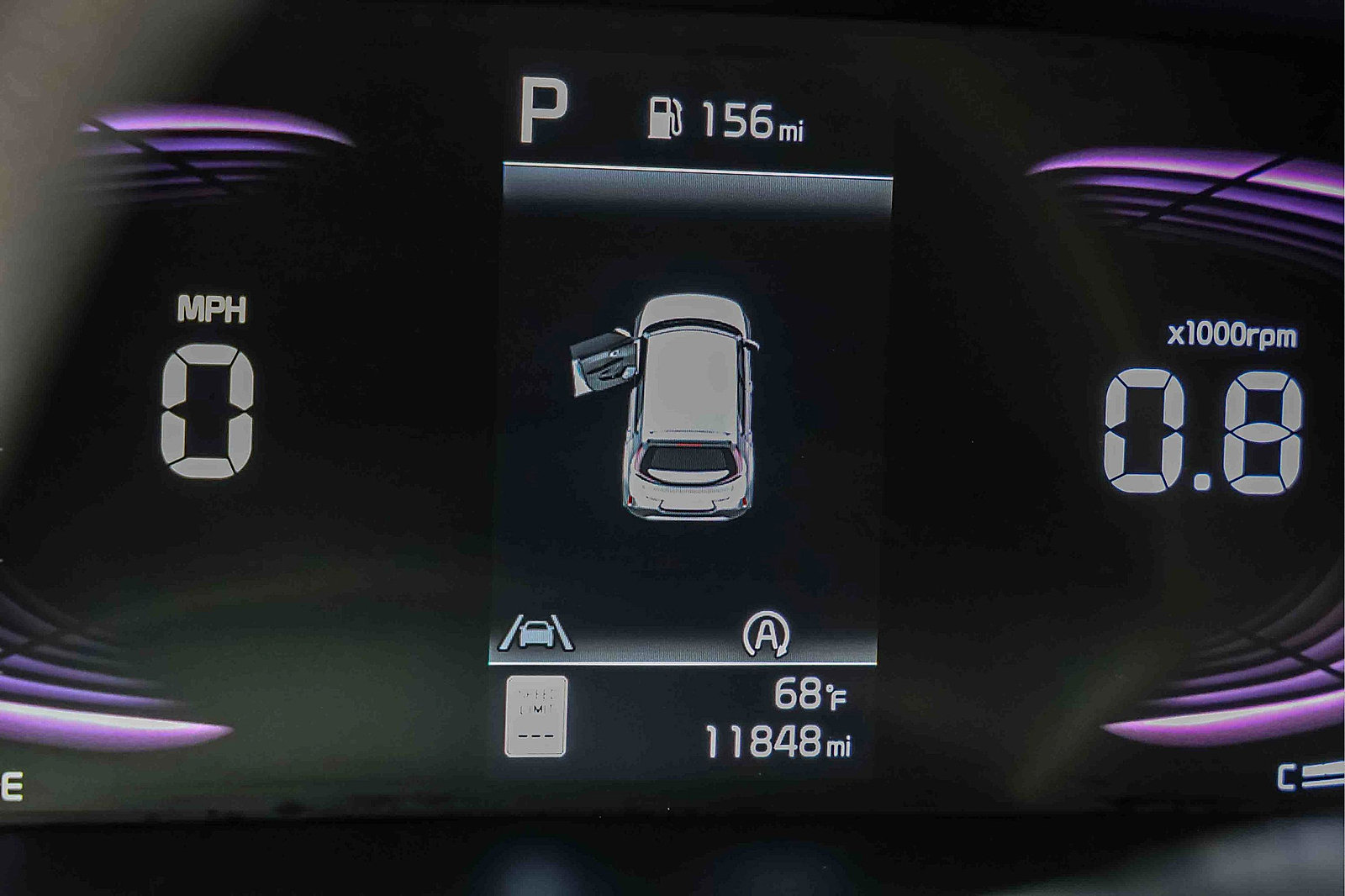 Certified 2025 Kia Soul LX w/ LX Technology Package FWD image 8