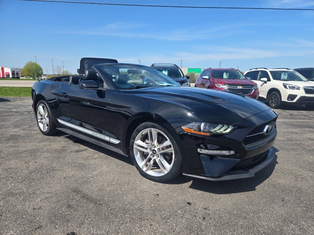 Used 2018 Ford Mustang Premium w/ Equipment Group 201A RWD image 25