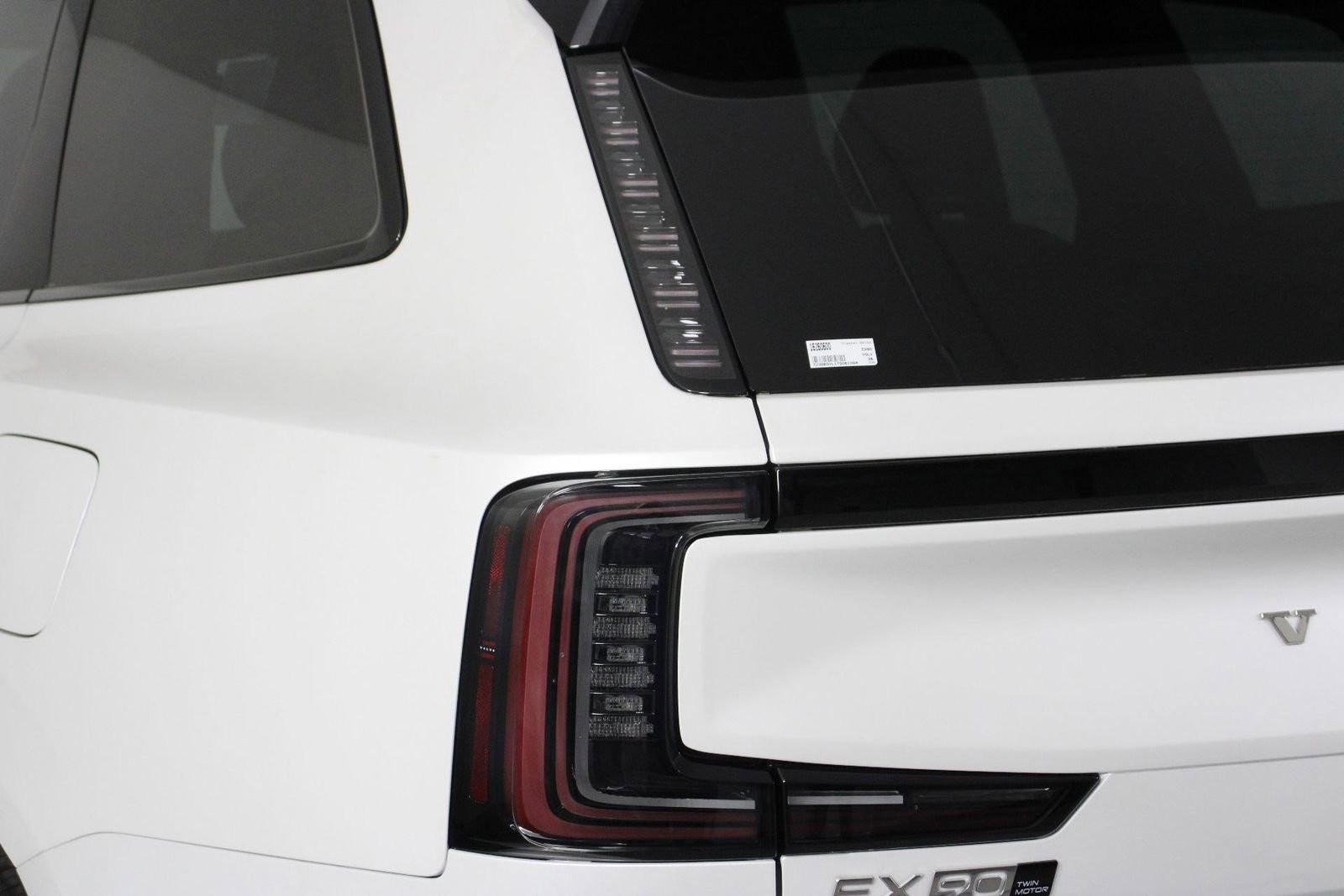 New 2026 Volvo EX90 Ultra AWD/4WD image 14