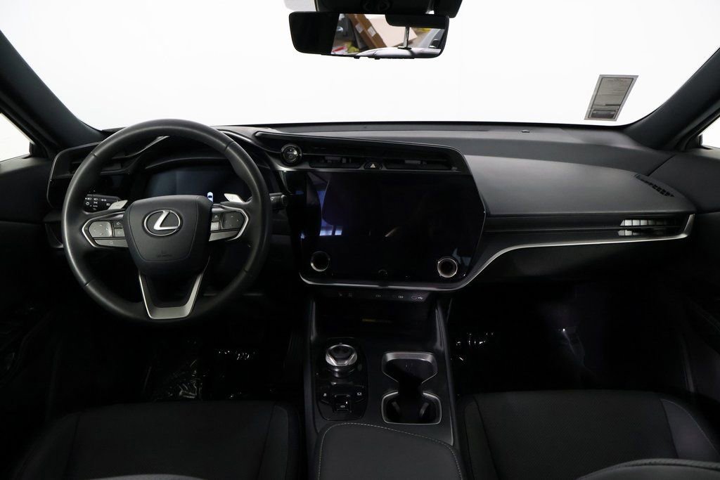 Used 2023 Lexus RZ 450e Premium image 8