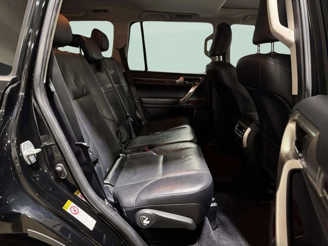Used 2015 Lexus GX 460 w/ Premium Package AWD/4WD image 31