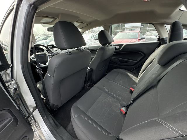 Used 2014 Ford Fiesta SE FWD image 17
