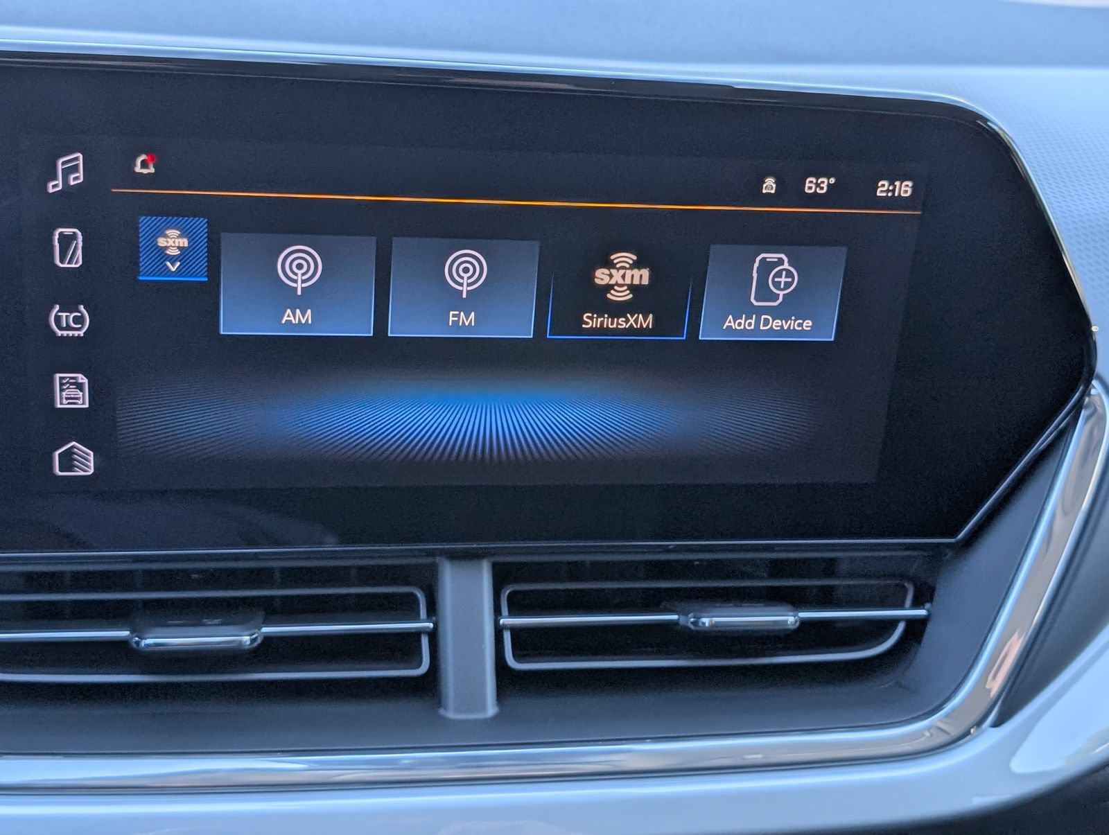 New 2026 Chevrolet Trax LT w/ LT Convenience Package FWD image 18