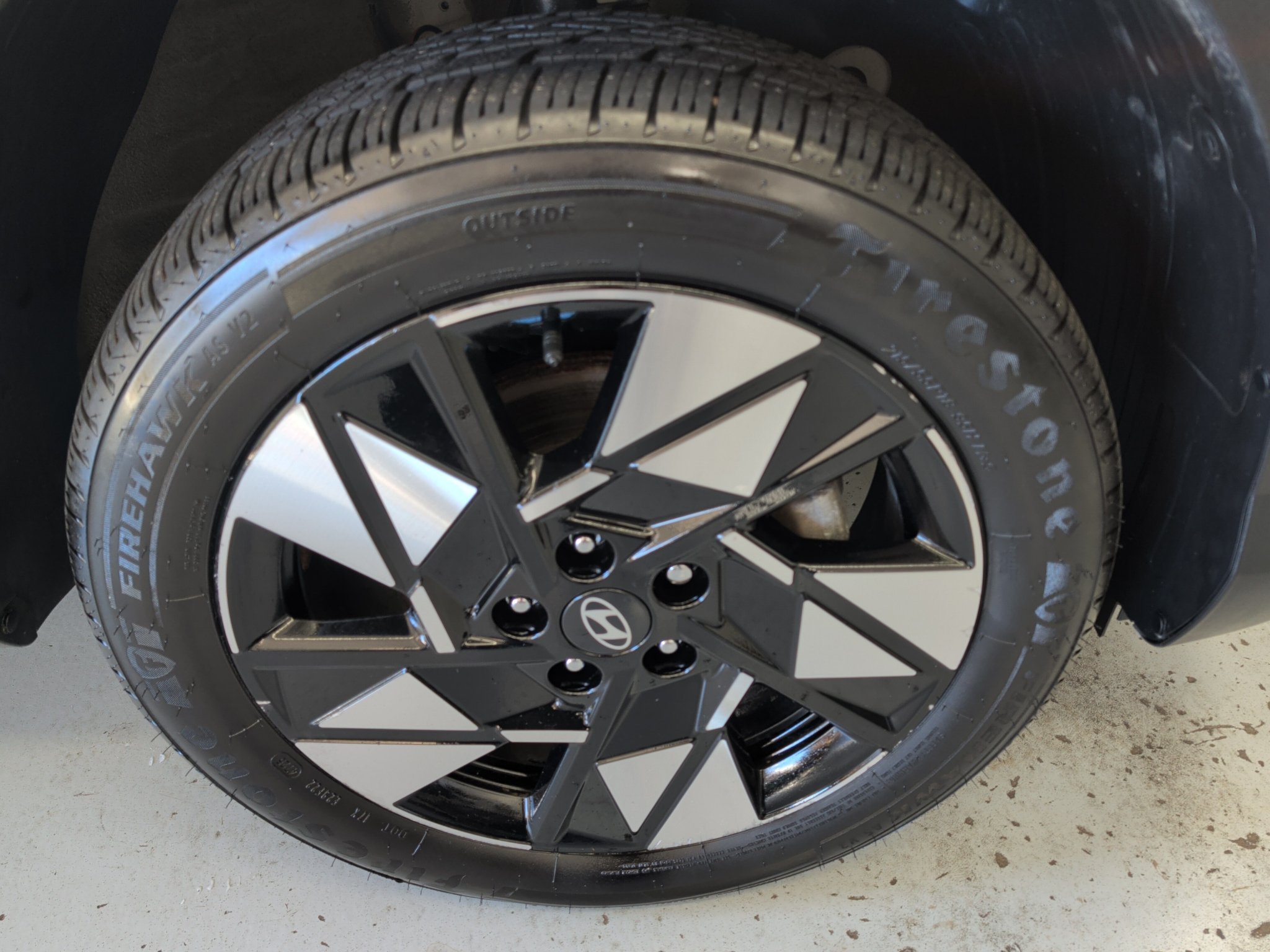 Used 2025 Hyundai Kona SEL AWD/4WD image 4