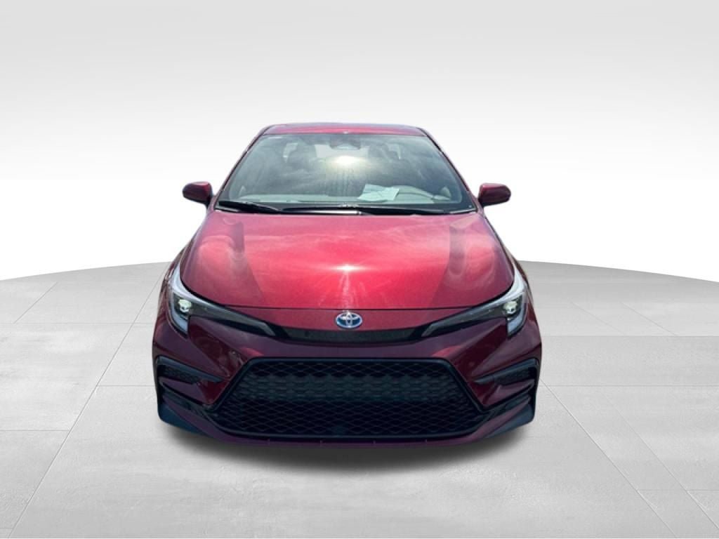 Certified 2025 Toyota Corolla SE w/ SE Premium Package AWD/4WD image 11
