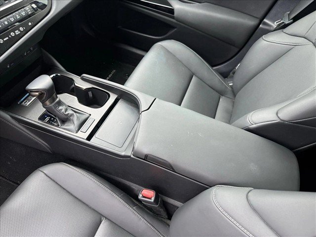 Used 2023 Lexus ES 350 w/ Premium Package FWD image 14