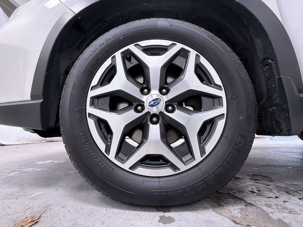 Used 2020 Subaru Forester Premium AWD/4WD image 14