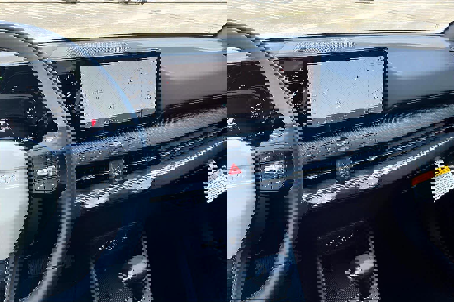 Used 2025 Kia K4 GT-Line w/ GT-Line Sunroof Package image 7