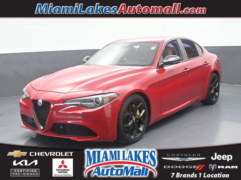 Used 2020 Alfa Romeo Giulia w/ Nero Edizione RWD 360° Tour