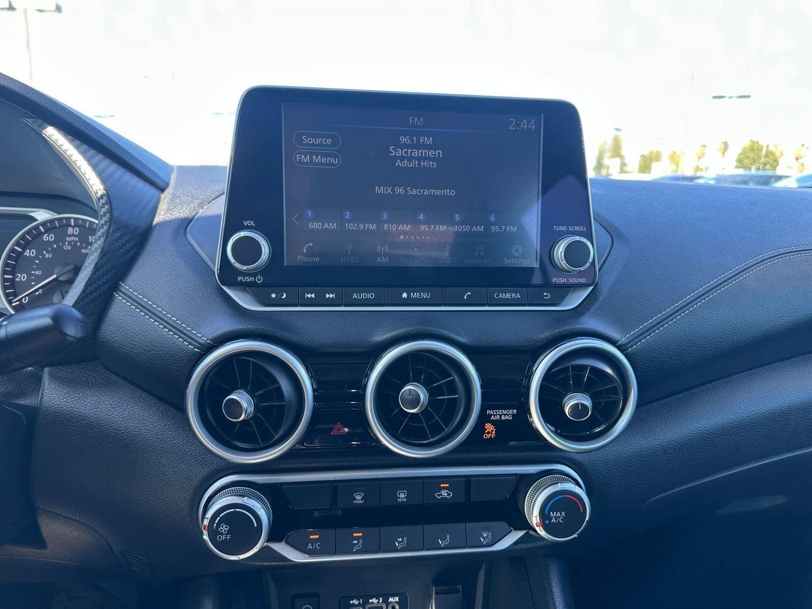 Used 2025 Nissan Sentra SV image 17