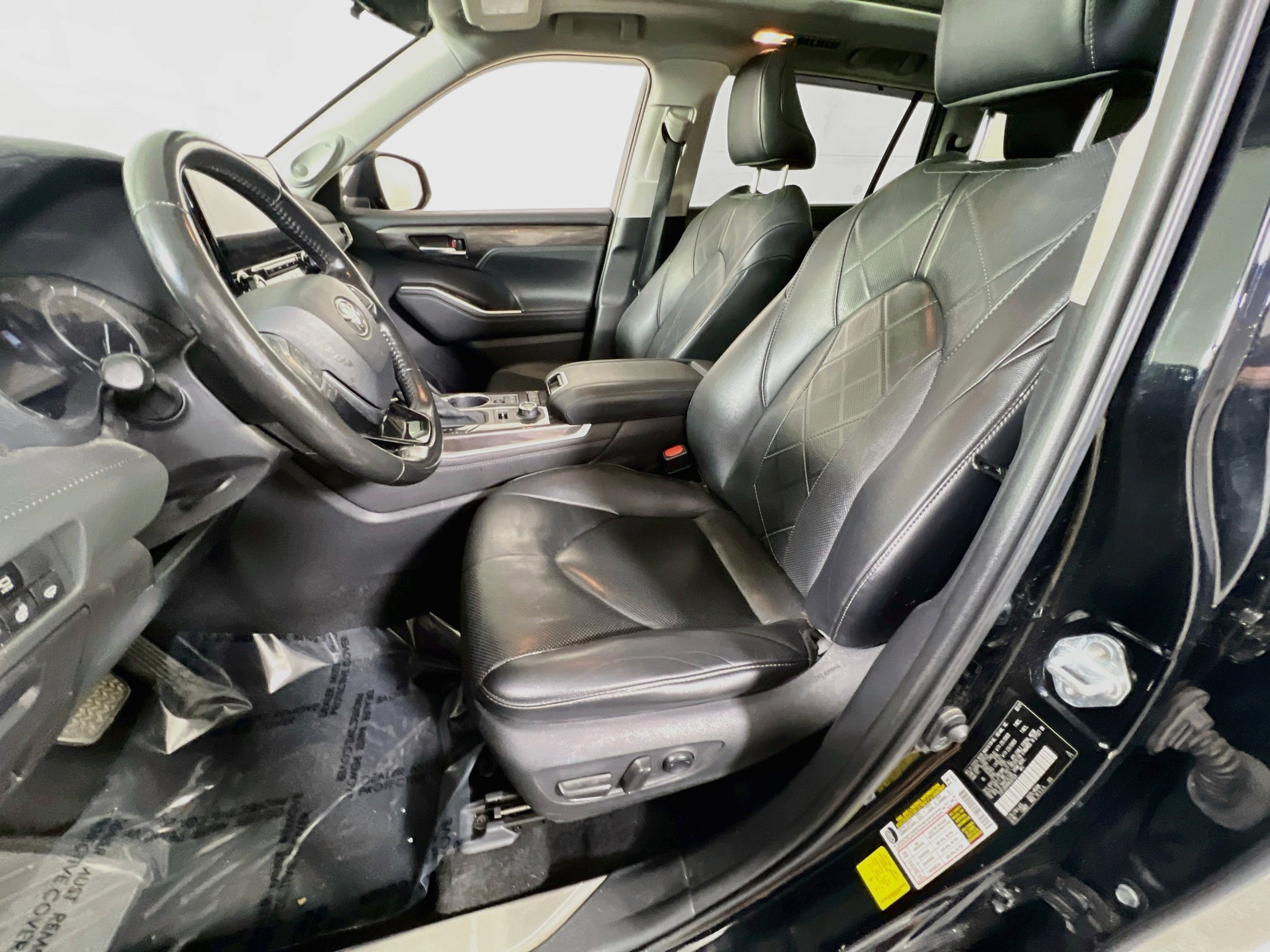 Used 2021 Toyota Highlander Platinum AWD/4WD image 21