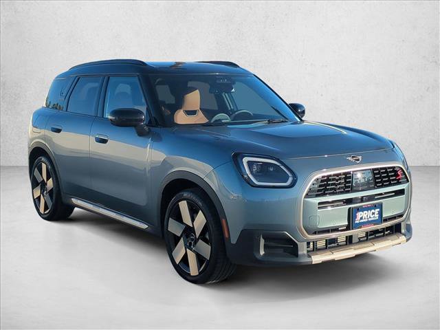 Used 2025 MINI Cooper Countryman S w/ Comfort Package Max image 3